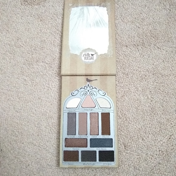 Pretty Vulgar Nightingale Palette - Picture 3 of 4